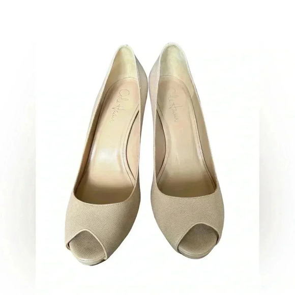 “Cole Haan” and Air Nike beige peep-toe pumps. Size 8 B - Picture 3 of 15
